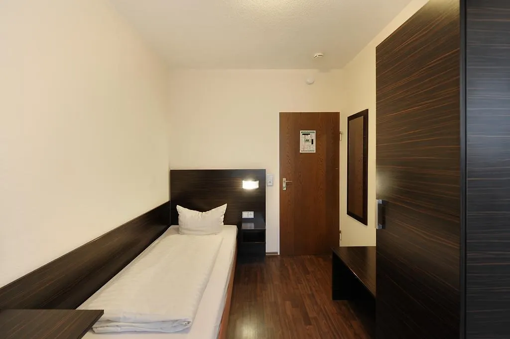 Fair Hotel Frankfurt - Europaallee Messe فرانكفورت
