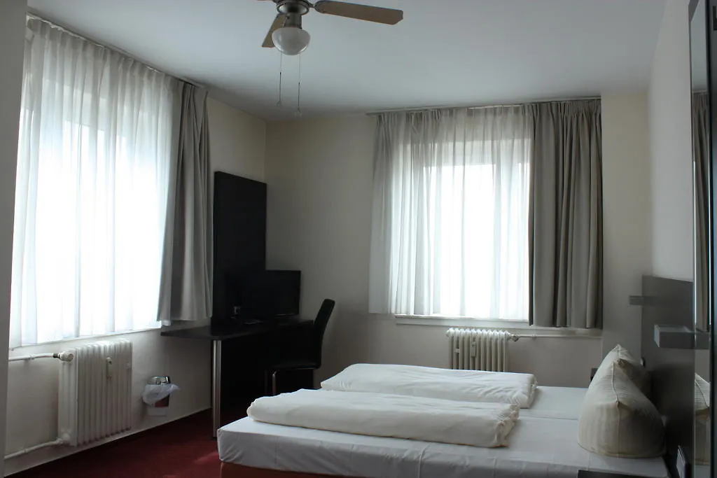 Fair Hotel Frankfurt - Europaallee Messe فرانكفورت